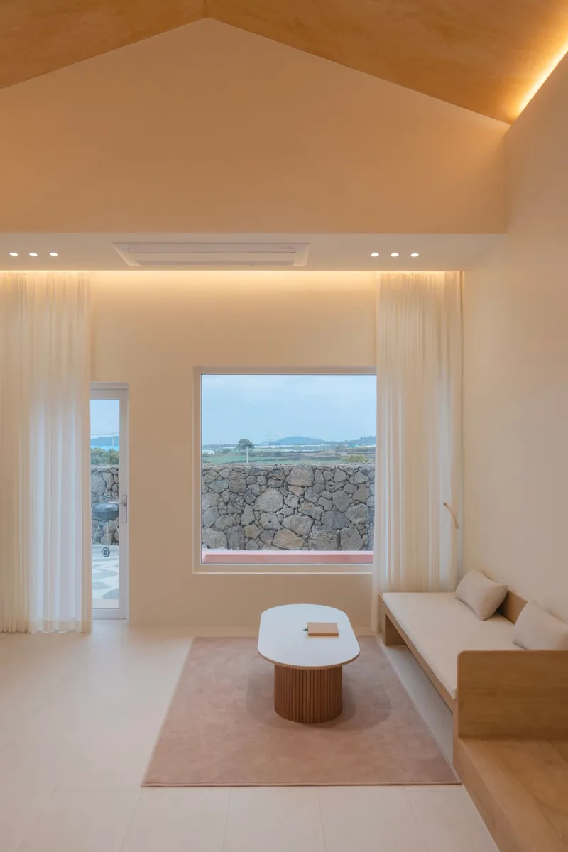 [Aewol, Jeju] Private single-family home with a charming pink jacuzzi, Building A 13