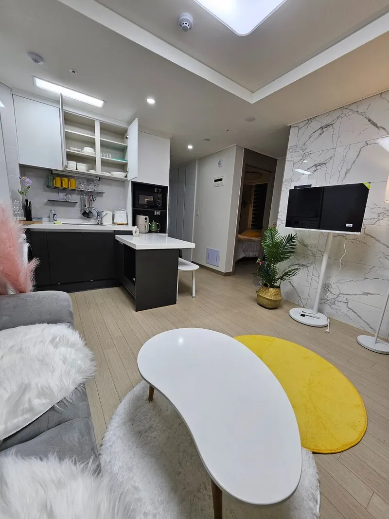 [Hwaseong] 3-minute walk from Byeongjeom Station, two-room office, fully equipped N.5 19