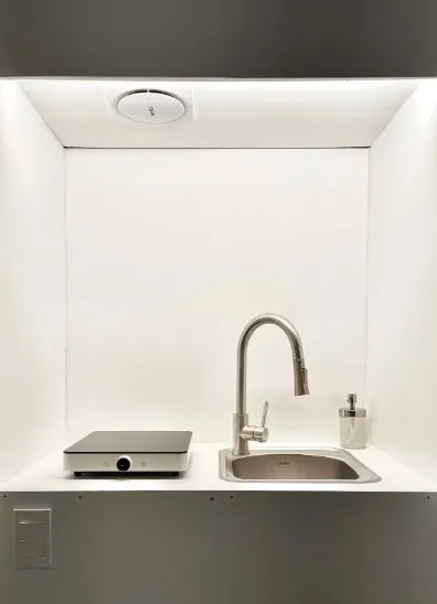 [Yongsan, Seoul] Yongridan-gil / 3 minutes from Samgakji Station / 10 minutes by car from Yongsan Station / 5 minutes by subway from Seoul Station 14