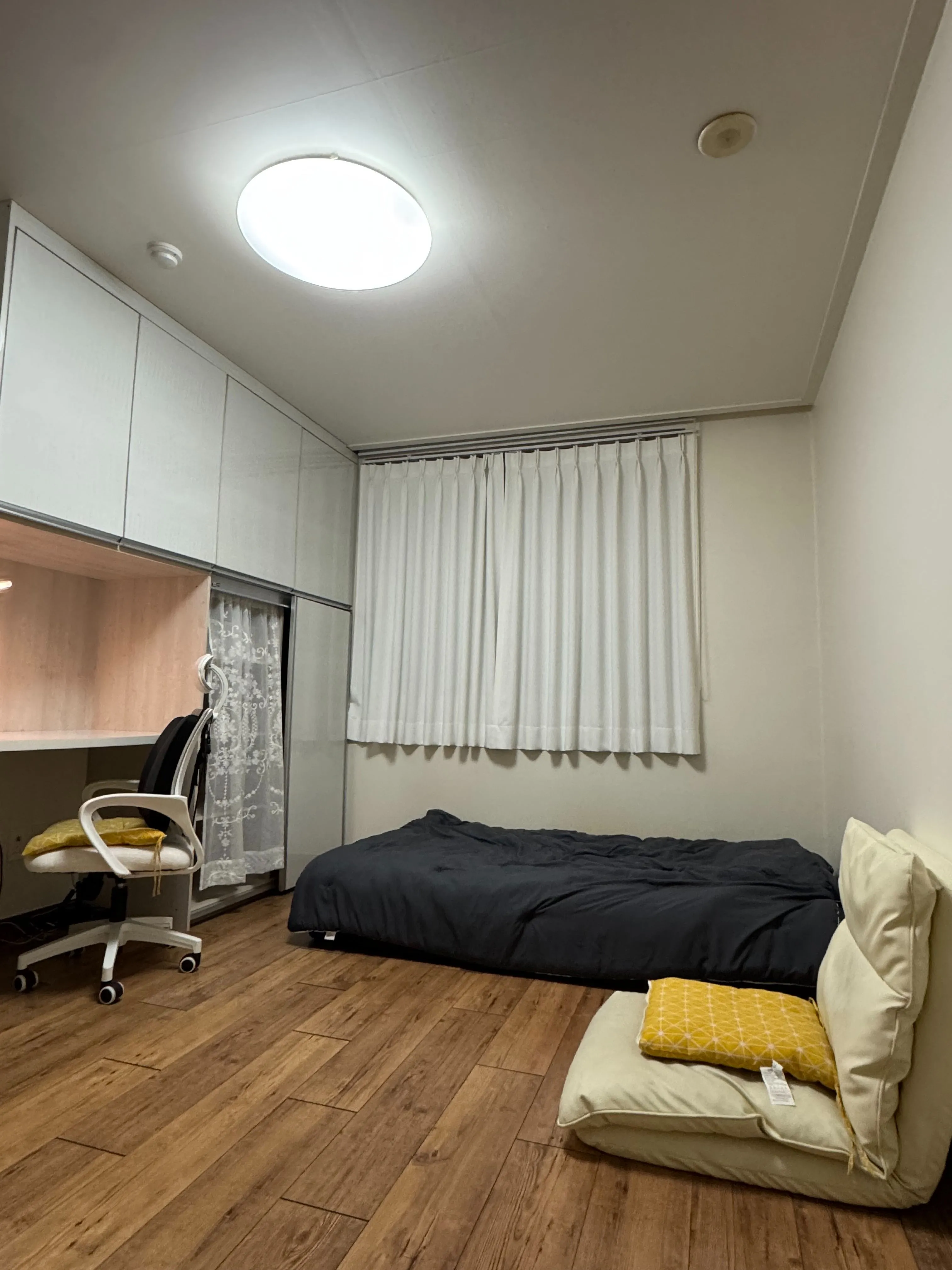 Bongcheon-dong One-Bedroom Near Station