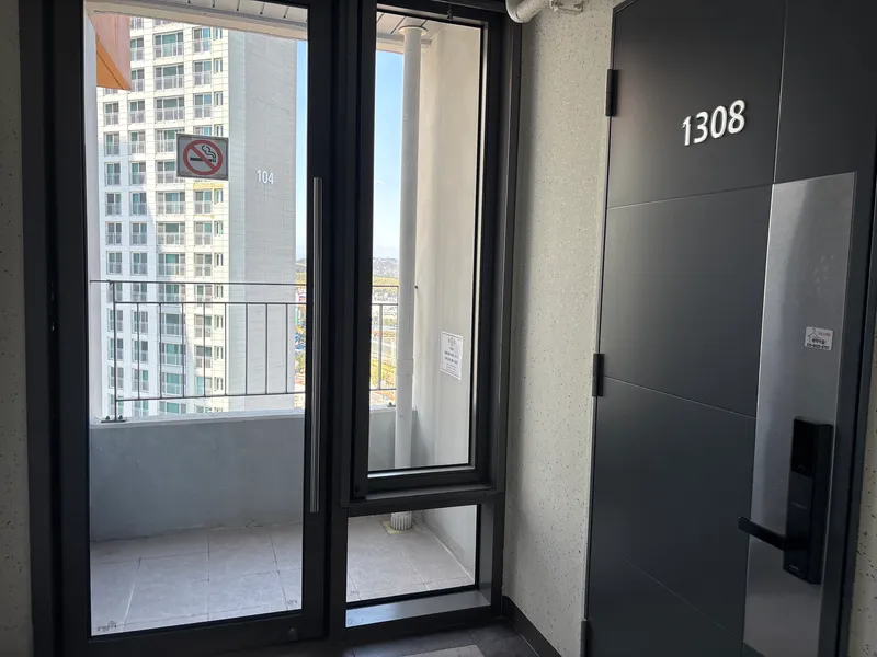 [Jinju] 13th floor of newly built officetel with open view through double-glazed windows 15