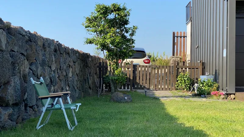 [Aewol, Jeju] Pet-friendly two-room with a quiet lawn 49