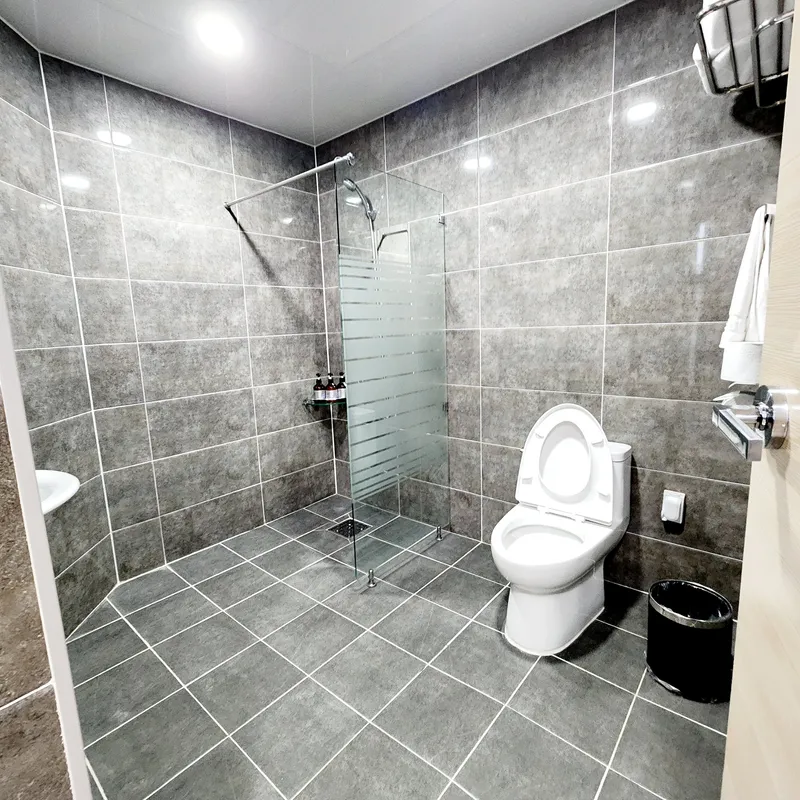 [Gangneung] One month living, 1 minute from the beach, ocean view, 12 pyeong, 2 beds 9