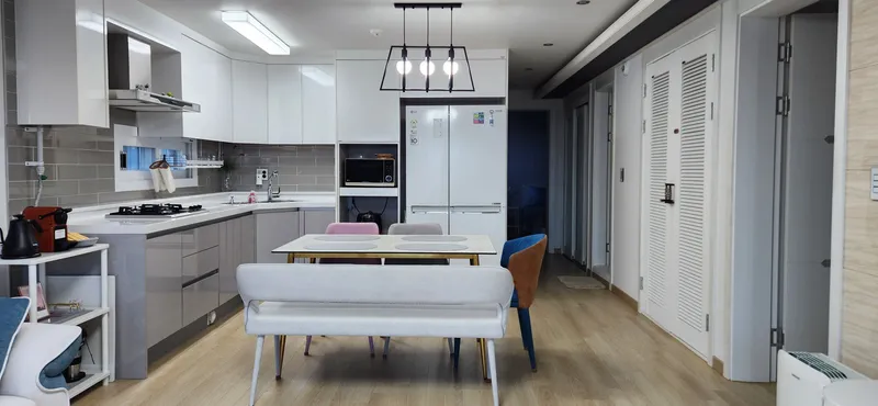 [Aewol, Jeju] Ocean view, sunset view, restaurant, full option, two-room house 9