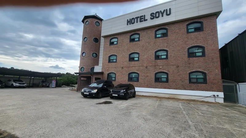 [Chungju][Chungju, North Chungcheong Province] Hotel A near Tangeumho, Chungju Lake, 10 minutes by car from the terminal near the industrial complex 8