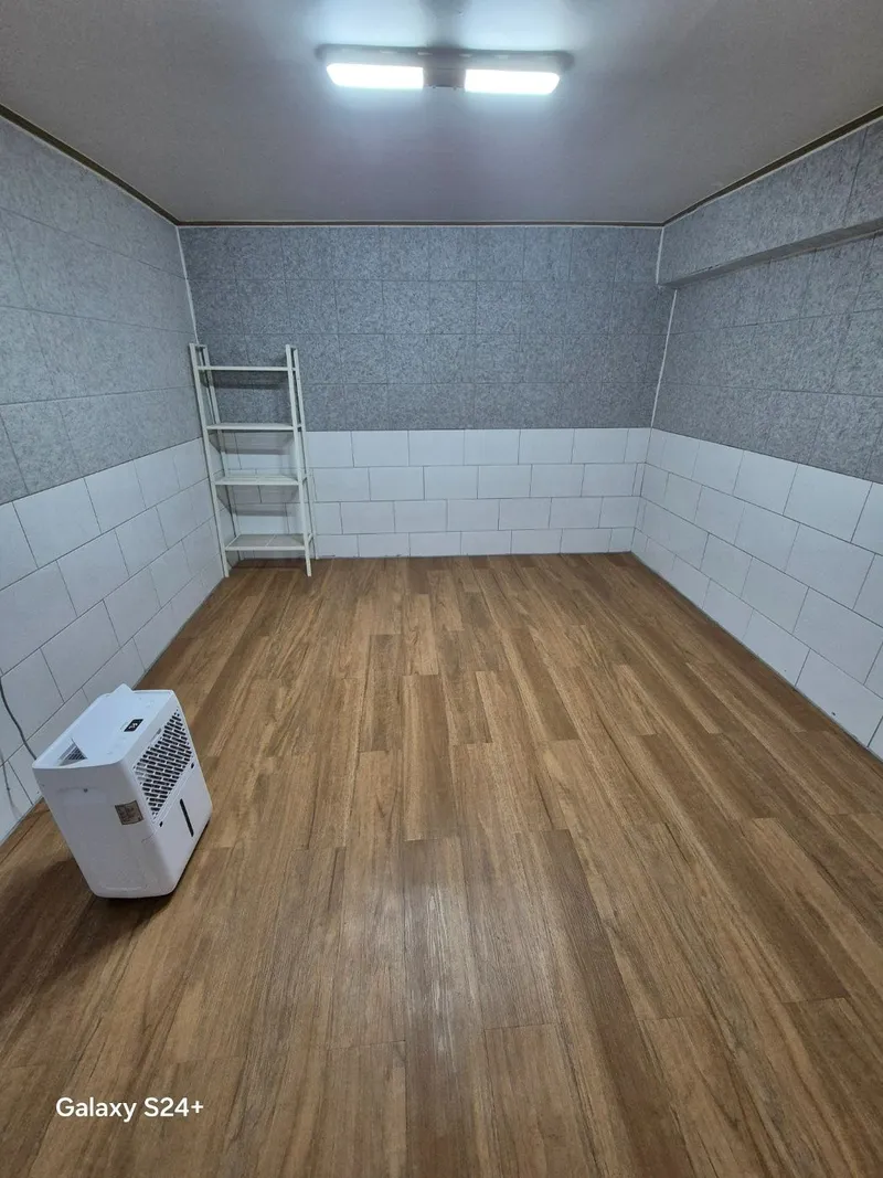 [Seodaemun, Seoul] Hongje-dong Hongjecheon two-room semi-basement 2
