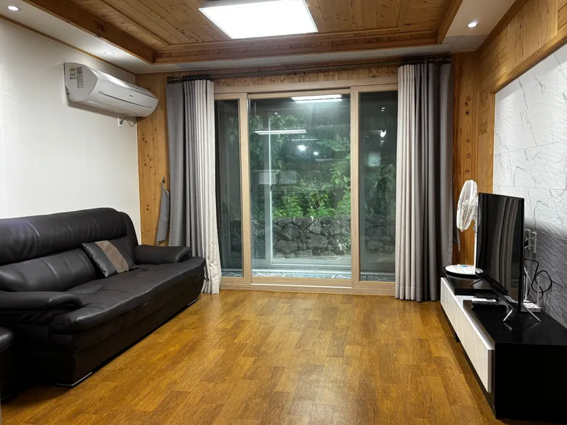 [Gujwa, Jeju] Forest Villa 18