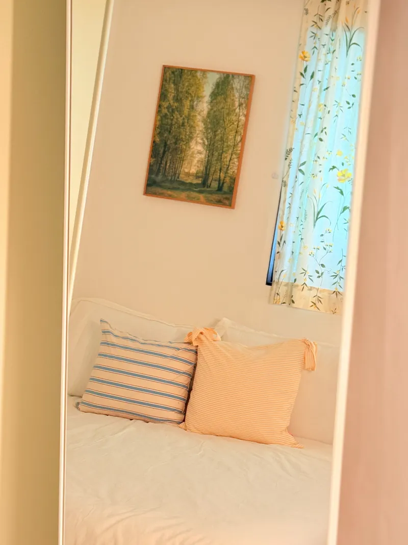 [Guro, Seoul] Fully furnished, white wood-toned two-room apartment, 10 minutes from Gaebong Station 11