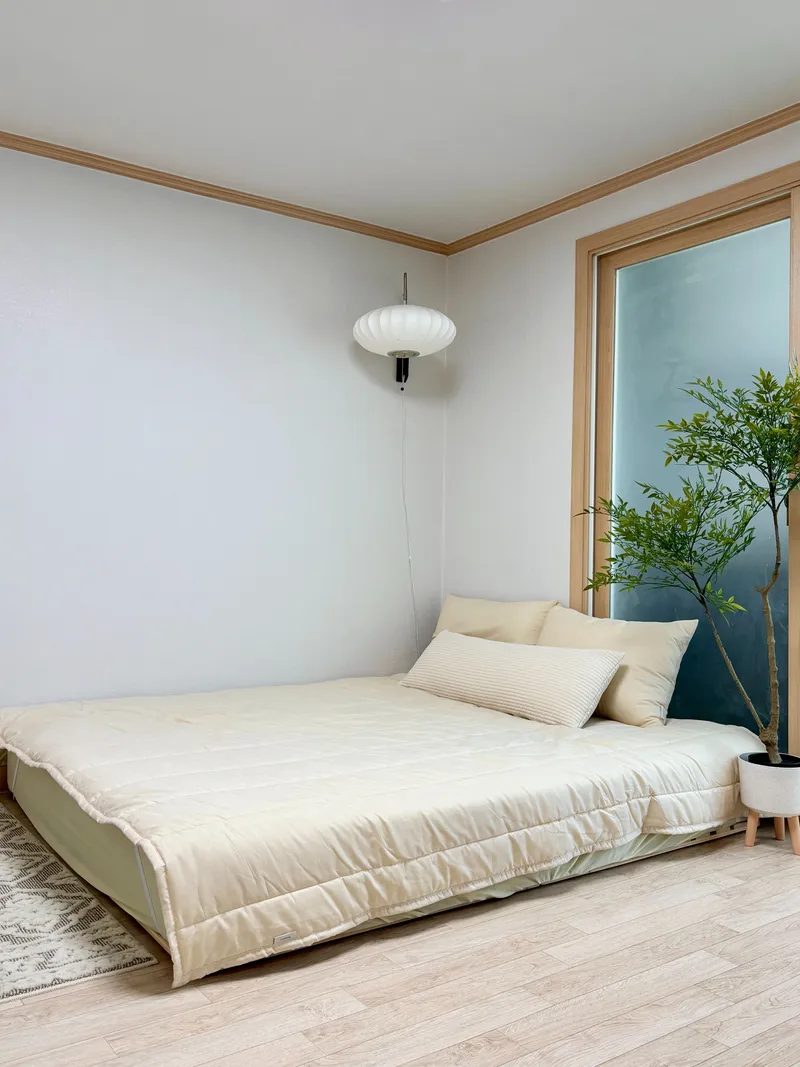 [Gyeongsan] One-room apartment 5 minutes from KTX, free parking, Netflix, Daegu Stadium 2