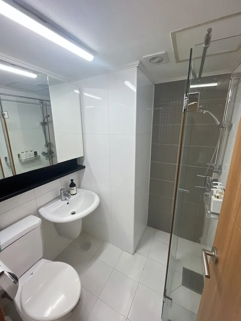 [Anyang] Pyeongchon Station Two-bed emotional queen 2 #Up to 4 people 4