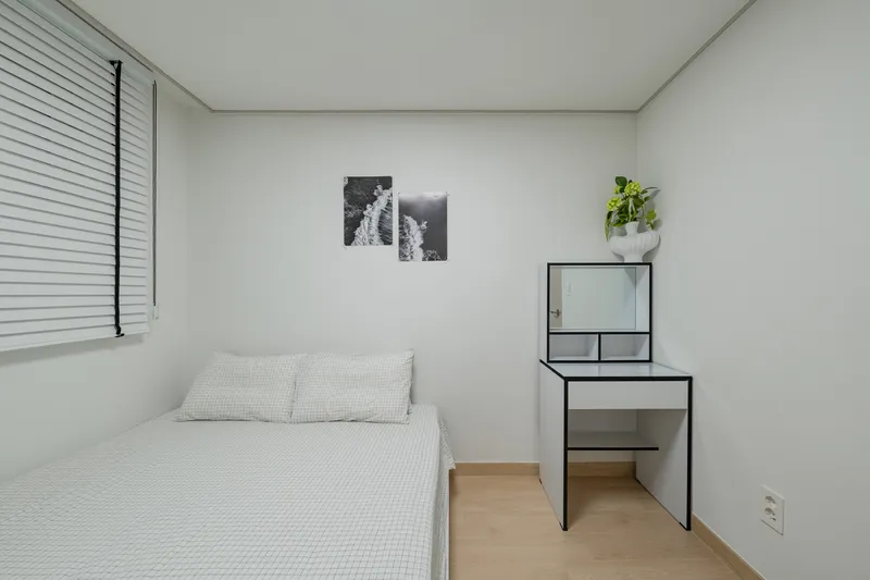 [Seocho, Seoul] 5-minute walk from Seocho Station / 1 free parking space 5