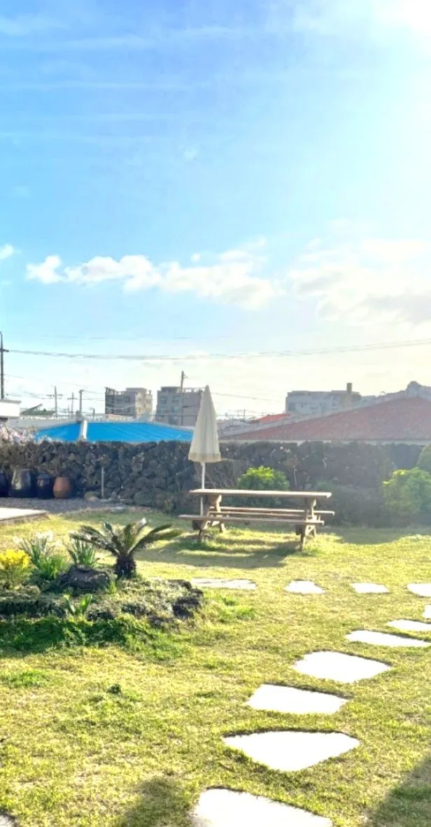 [Gujwa, Jeju] A one-minute walk from the beach. A one-month stay at Kimnyeong Doldamjip (outer building). 18