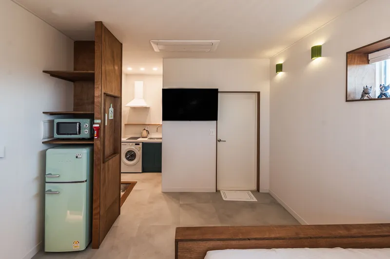 [Gujwa, Jeju] Pyeongdae-ri Ocean View and Jacuzzi Stone House 4