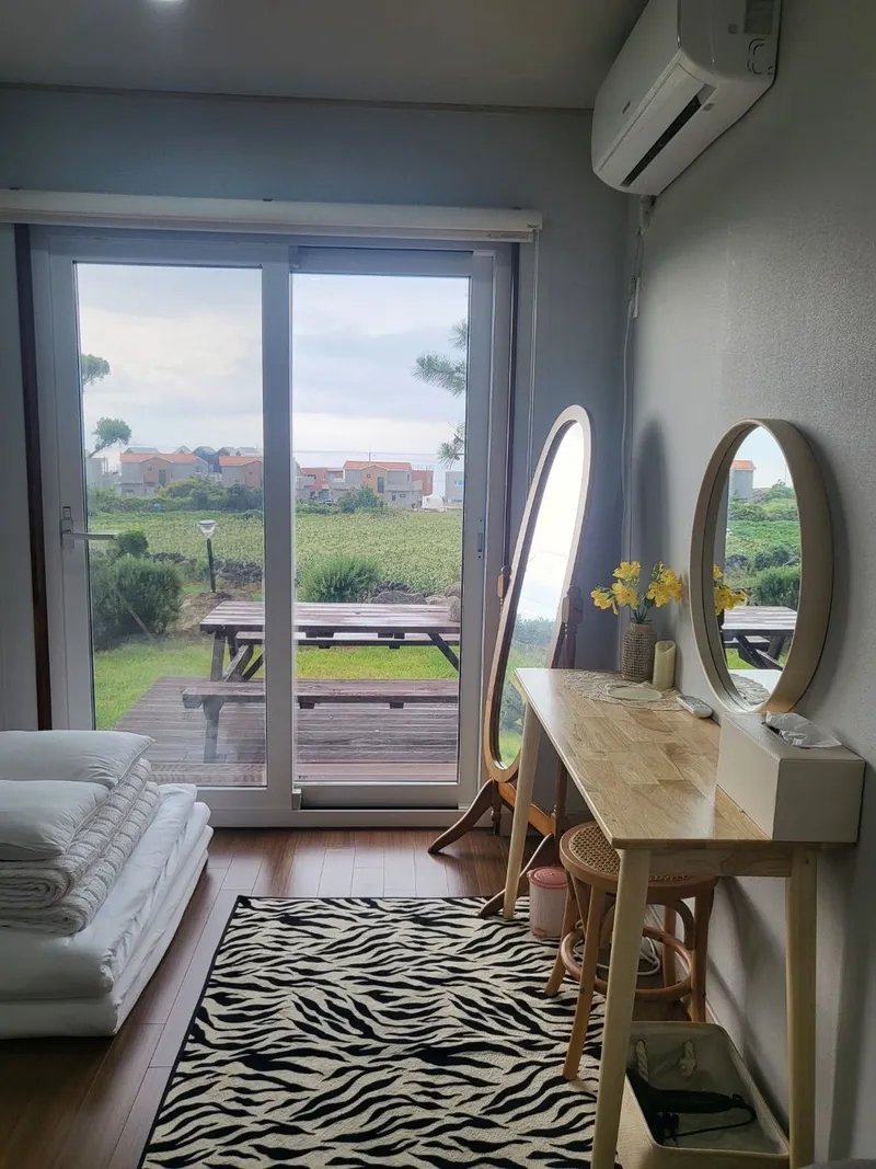 [Hangyeong, Jeju] Panpo Port 10-minute walk Oseon View Accommodation 16