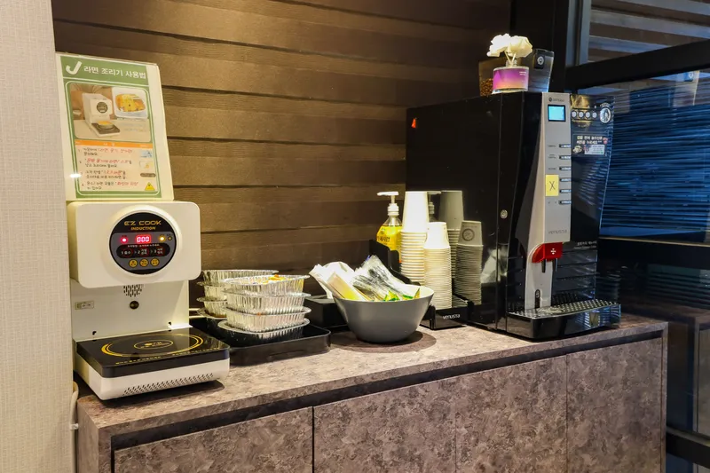 [Osan] 5 minutes walk from Osan Station # Comfortable room with air purifier # Bathtub # Snack bar 16