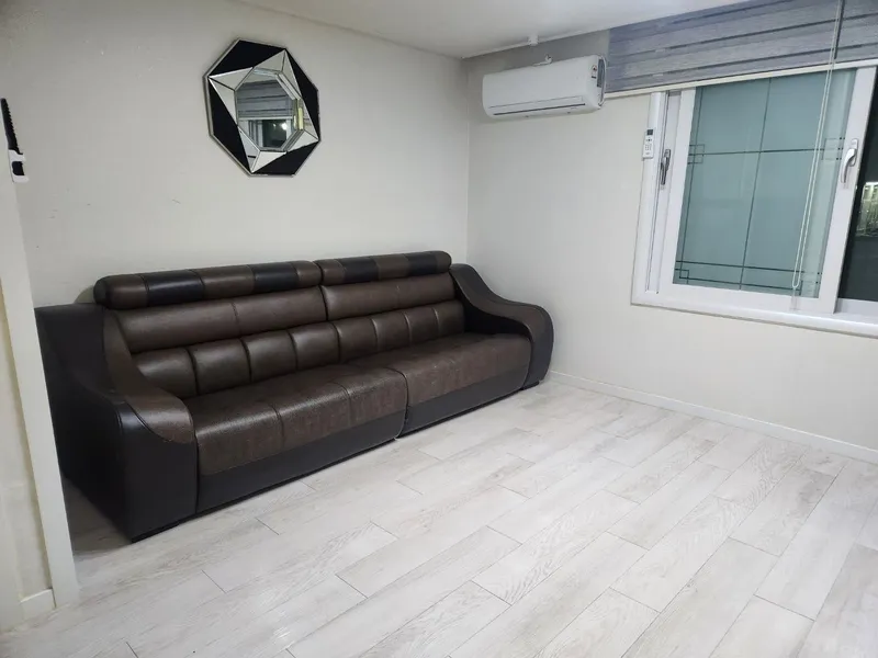 [Seo-gu, Daejeon][Daejeon Galma-dong] Large TV Queen Bed Dryer #PetFriendly 10
