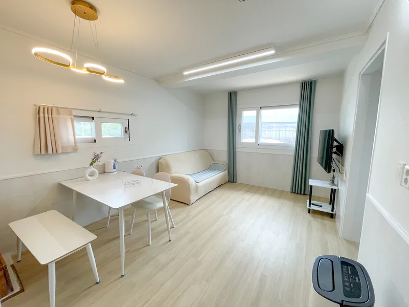 [제주 한경] 한적한 마을의 제주느낌 물씬 숙소 #프라이빗 #단독앞마당 2