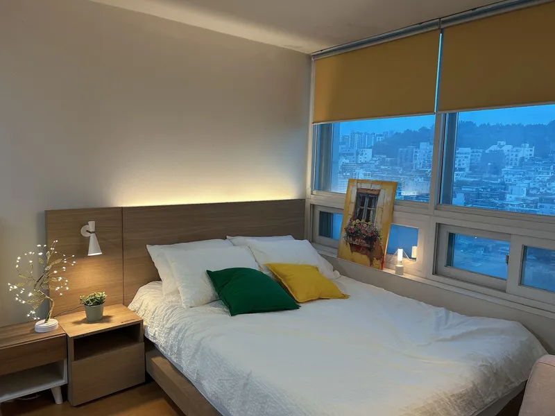 [Seodaemun, Seoul] 2 minutes from Sinchon Station/Ewha Womans University, spacious room with full amenities, city view 2