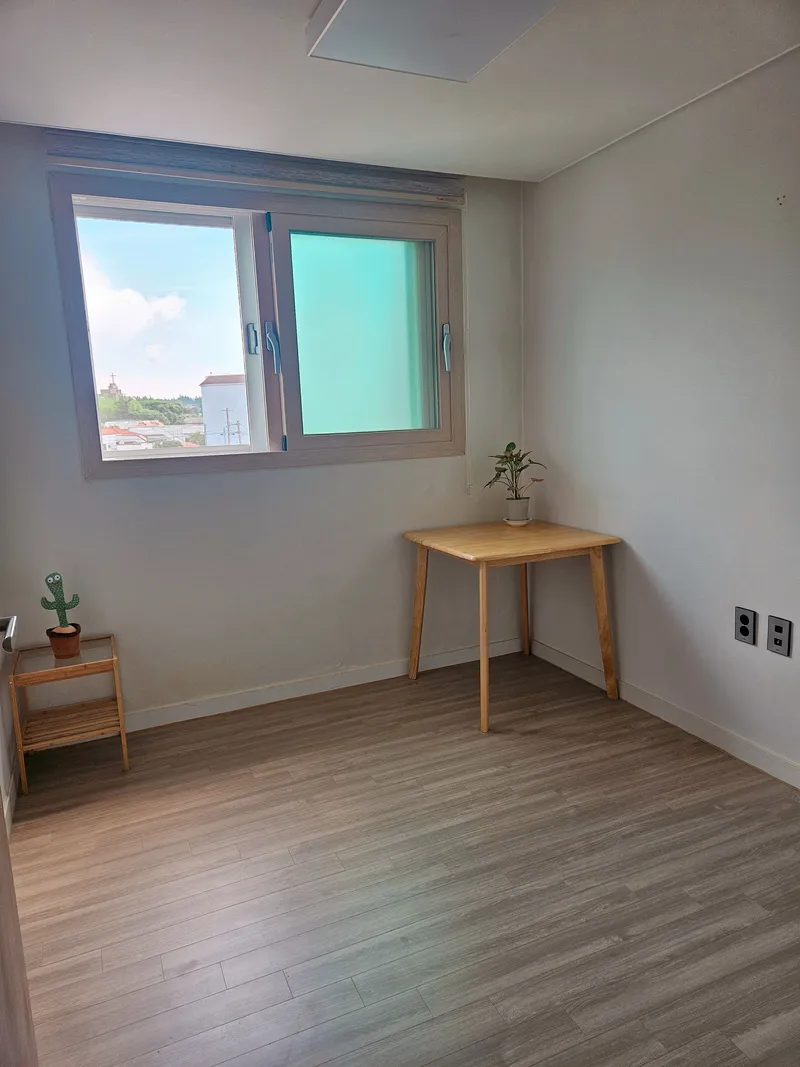 [Seoho-dong, Seogwipo] Three-Room + @ (Attic, Terrace) Ocean View Accommodation 14