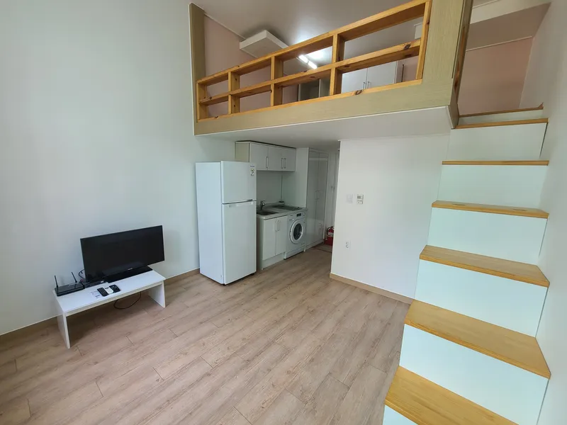 [Yongin] Free parking at Yongin University Myongji University Station in the Yeokbuk District, spacious duplex, cost-effective accommodation 55