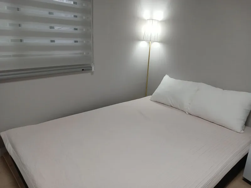 [Dong-gu, Gwangju] 3 minutes from Chungjang. ACC. Chonnam National University Hospital Yangnim 3