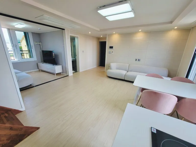 [Iho 1-dong, Jeju] Ocean view newly built premium two-room duplex villa 10 minutes by car from Jeju Airport 25