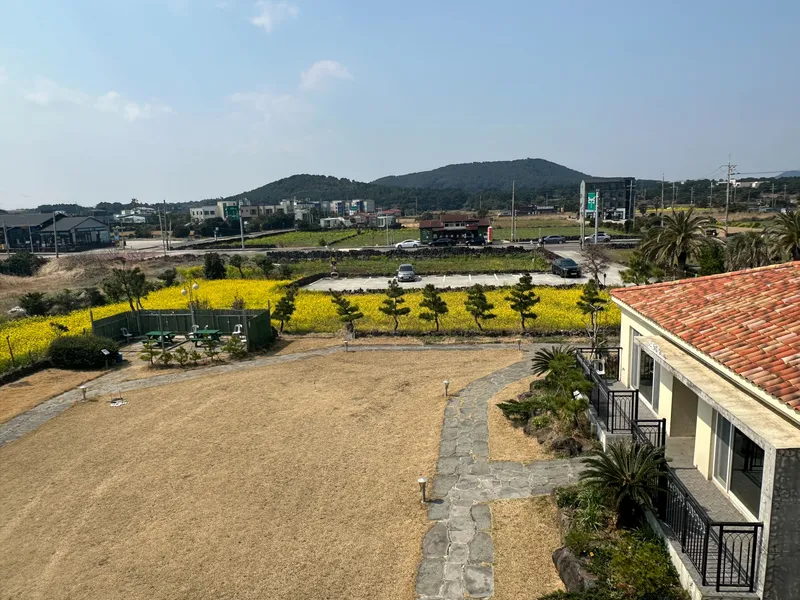 [Seongsan, Seogwipo] Seopjikoji Seongsan Sunrise Peak 5 minutes Sunrise Peak view one-room pension 302 5