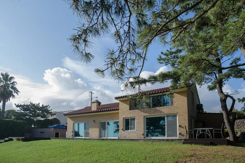 [Namwon, Seogwipo] A private house with the sea right in front of you 18