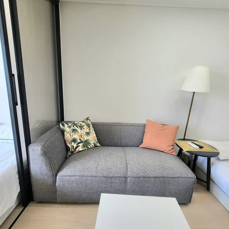 [Suyeong, Busan] A hot place, emotional accommodation just 1 minute from the beach 8