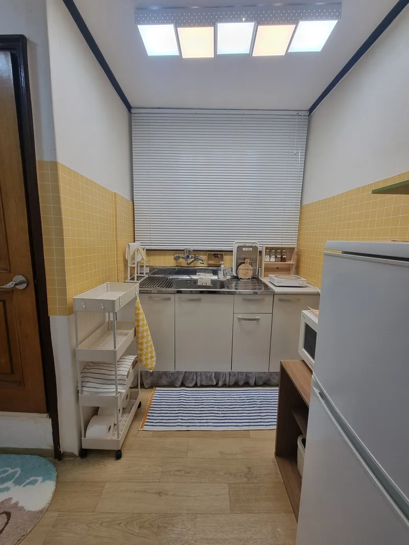 [Yeongdeungpo, Seoul] Fully furnished semi-basement B02, 10-minute walk from Yeongdeungpo Station 7