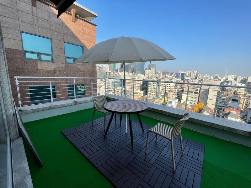 [서울 강남] 강남5분거리  전망좋은 고층 테라스 10평 14