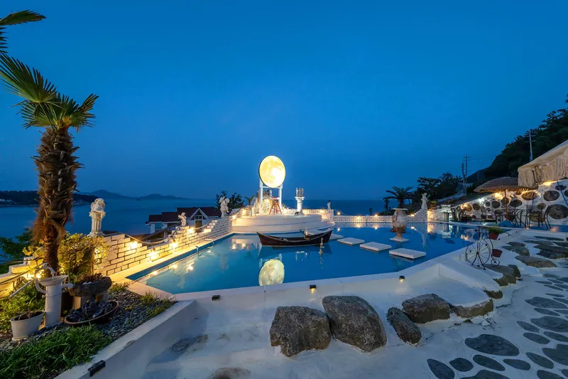 [Geoje] Geoje, Gyeongsangnam-do: A duplex with an ocean view #GeojeGyo Bridge 10