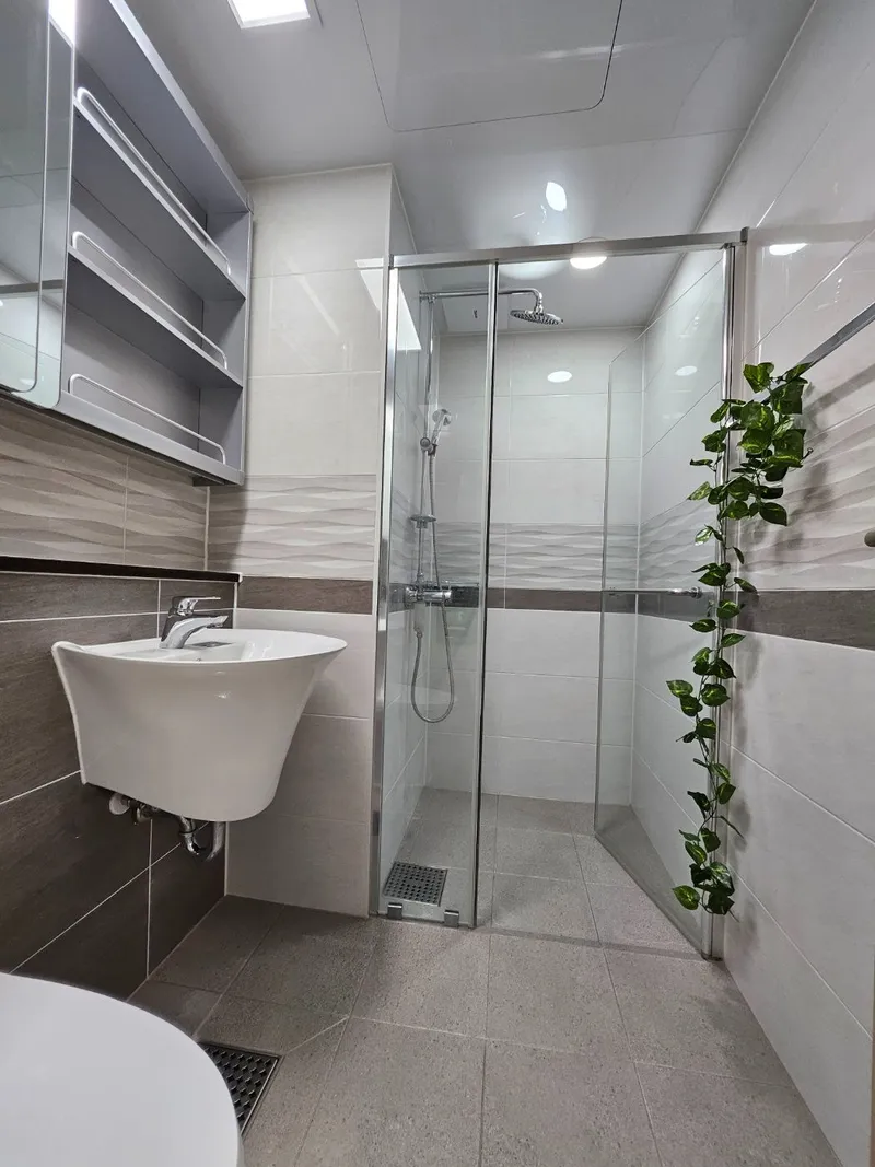 [Hwaseong] Newly built officetel, fully furnished, 3-5 minutes walk from Byeongjeom Station, N.3 8