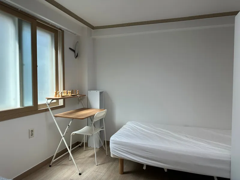 [서울 성동] 신금호역 도보1분 채광좋은3층/반려동물동반 2