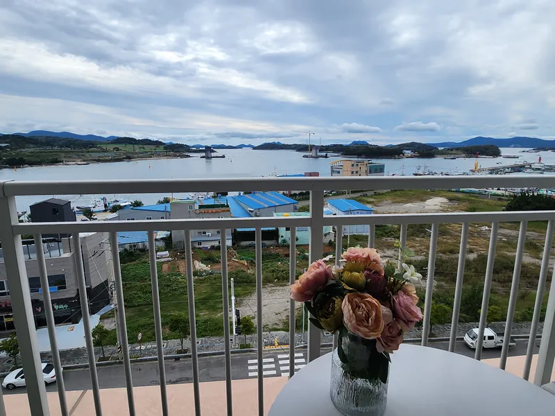 [Yeosu] Ocean View/Workation/10 Minutes to Tourist Attractions/Residence/Cooking/Full Options/Quiet/ 17