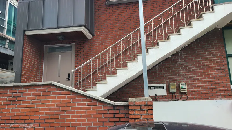 [Gwangjin, Seoul] Two-room apartment near Junggok Station on Line 7, close to Konkuk University and Seongsu. Buyers welcome. 10