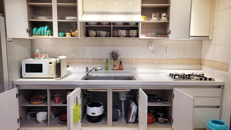 [Aewol, Jeju] 40-pyeong duplex, 3 bedrooms, 2 bathrooms, lawn yard, BBQ, convenience store 10 seconds away 30