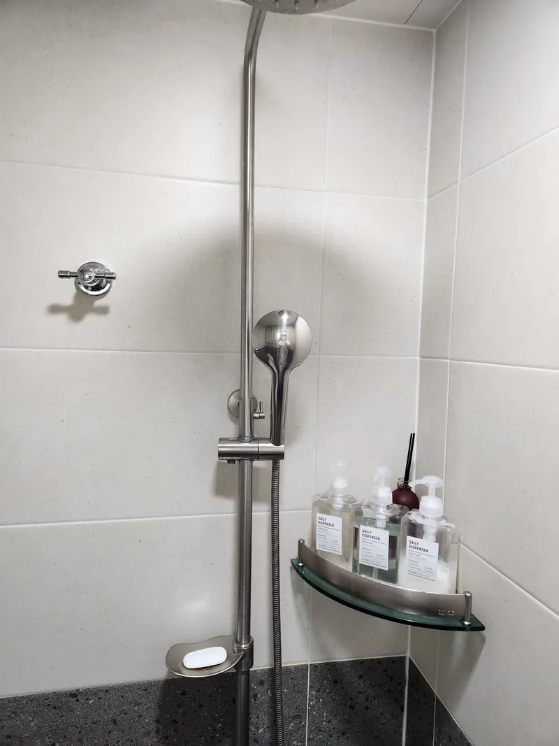 [Suwon][Suwon Paldal] Quiet and cozy accommodation within walking distance of Banghwasuryujeong 18