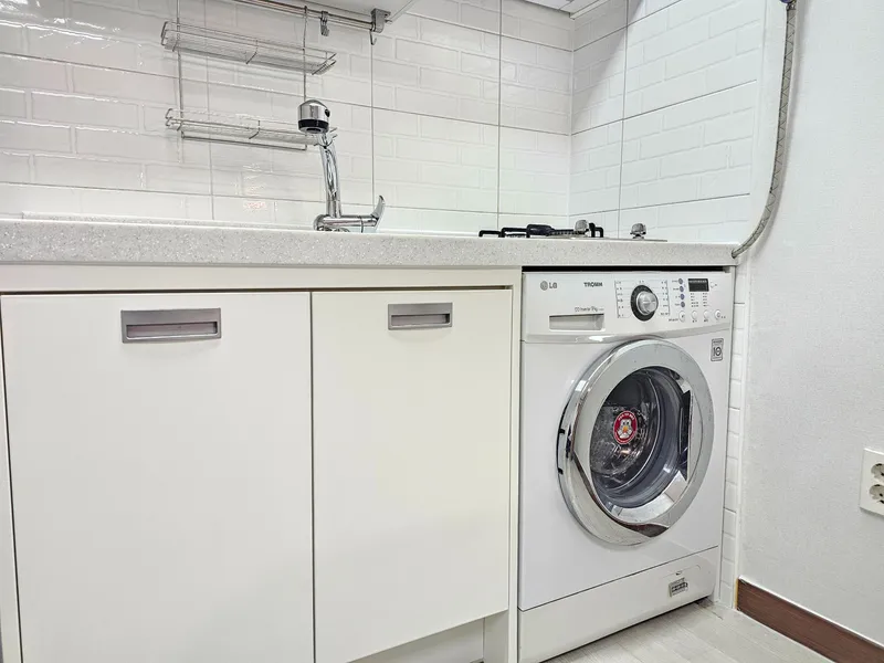 [Nam-gu, Busan] Daeyeon Station 1 minute from the station, Gwangalli, Kyungsung University, Jeonpo-dong, convenient to move 16