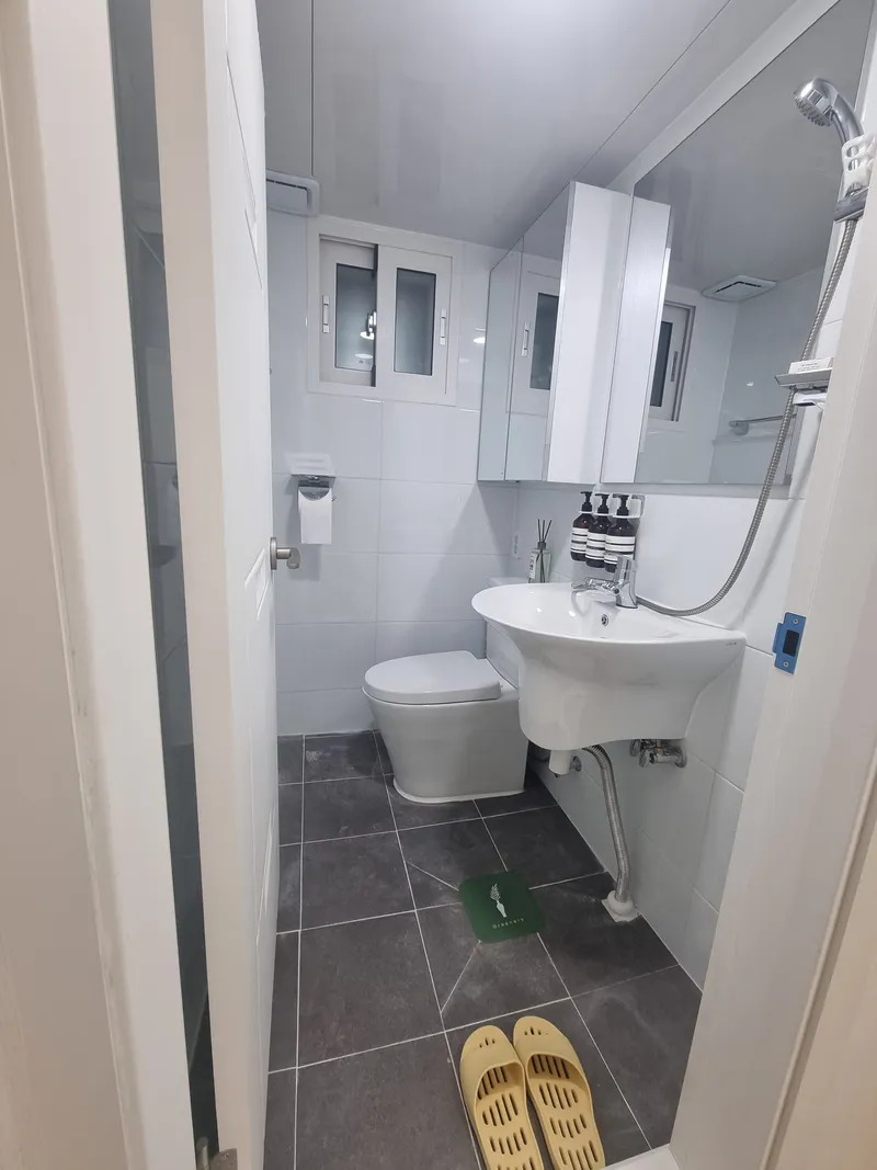 [Yeongdeungpo, Seoul] Fully furnished semi-basement B01, 10-minute walk from Yeongdeungpo Station 18