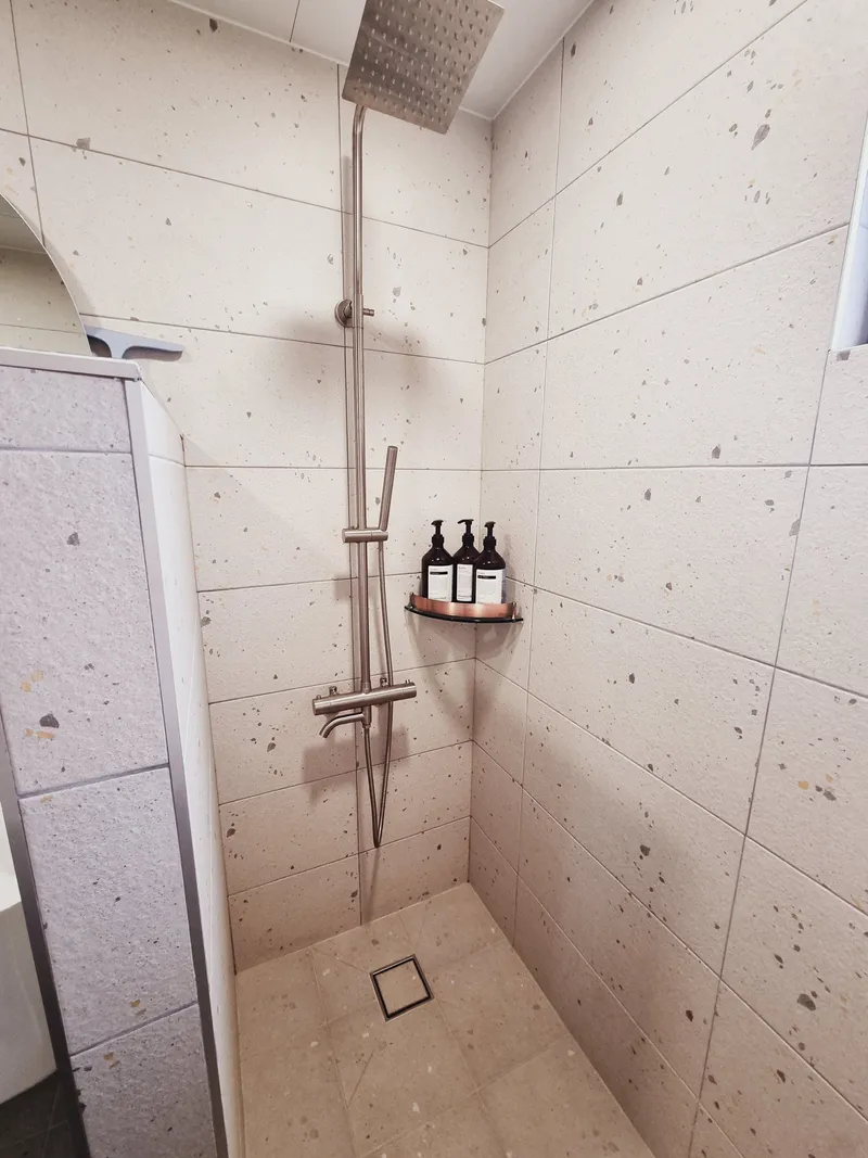 [제주 한경] 넓은 잔디 마당이 있는 복층 가족 독채펜션 #제주한달살이 12