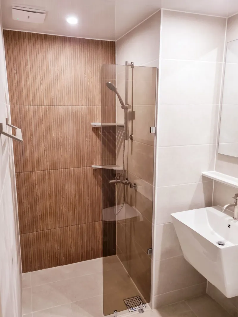 [Gangnam, Seoul] 3 minutes from Gangnam Station, 1 minute from Airport Bus Stop, High-rise Officetel 17