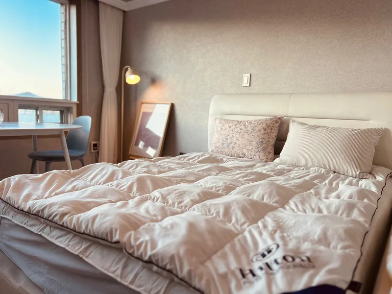 [Suyeong, Busan] Two queen beds OK, prime spot for Gwangan Bridge view/drone show OK, 1 minute walk to the beach OK 11