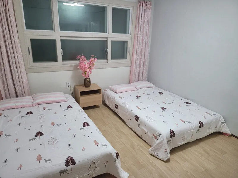 [부산 부산진][지하철부암역5분거리][방3거실주방1욕실1][무료전용주차] 102호 2