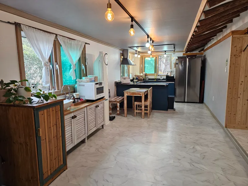 [Buan] A secluded, rural, single-family Hanok house with a spacious yard on the Byeonsan Peninsula #Dogs Allowed 12