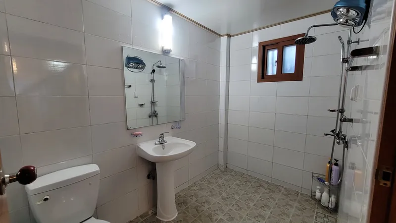 [Aewol, Jeju] 40-pyeong duplex, 3 bedrooms, 2 bathrooms, lawn yard, BBQ, convenience store 10 seconds away 16