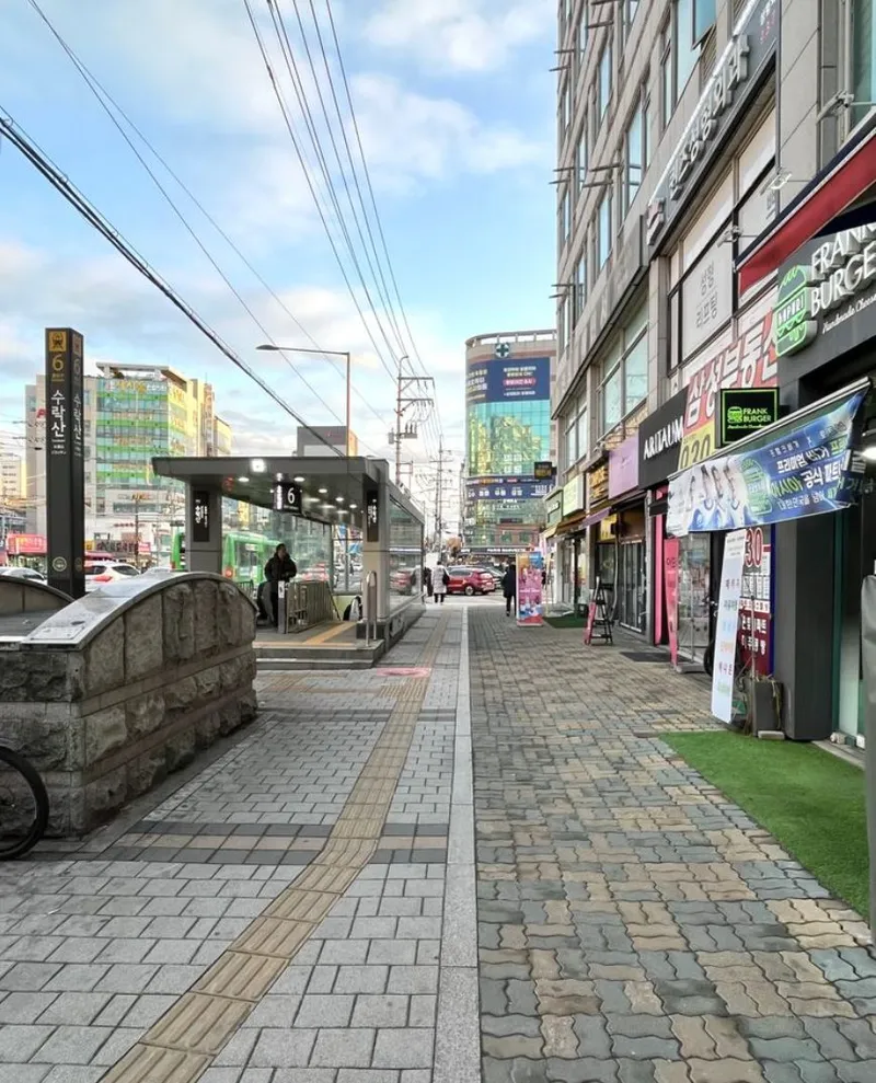 [Nowon, Seoul] 1-minute walk from Suraksan Station / Convenient city center, nature nearby / Hiking 16
