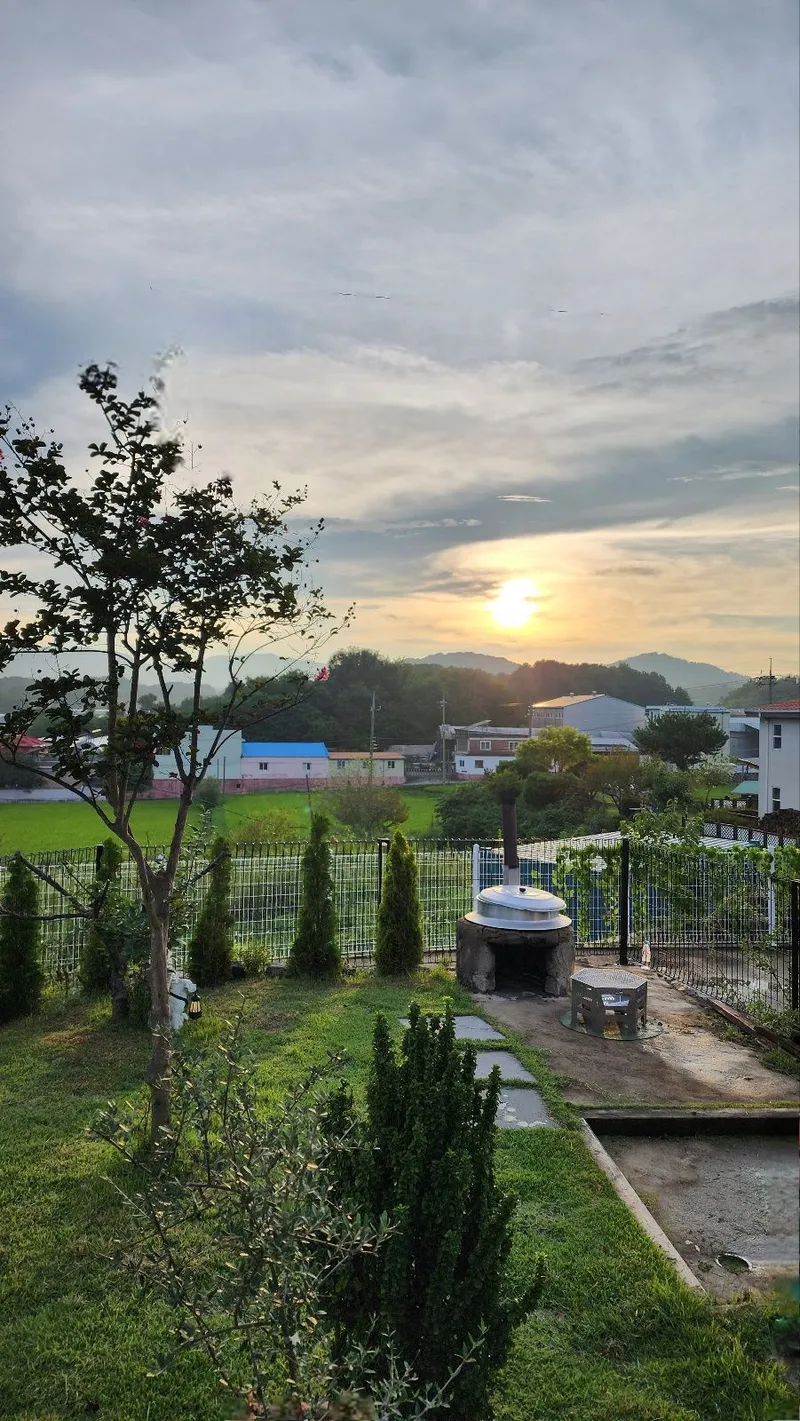 [충북 옥천] #시골살기#잔디마당#감성숙소#애견동반숙소#한팀만을위한 독채 60