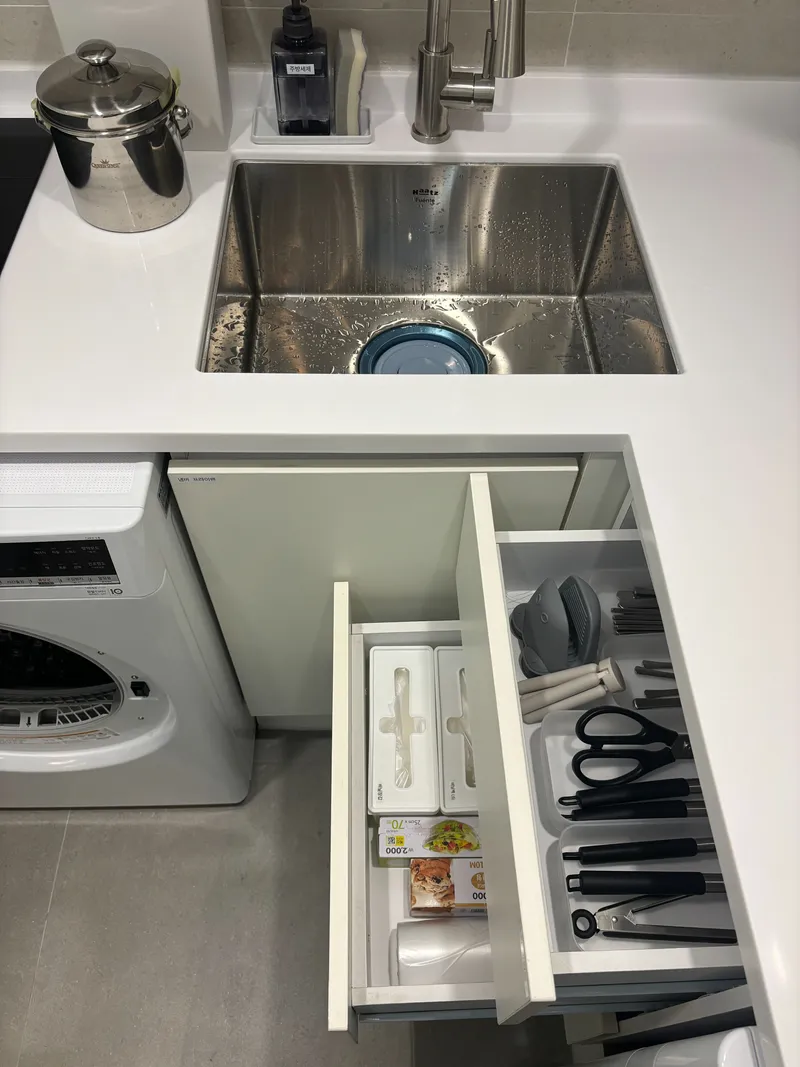 [Songpa, Seoul] Single Room 201, Prime Location near Jamsil Line 9 Station 11