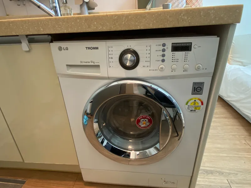 [Seongbuk, Seoul] Fully furnished one-room apartment with parking available near the station 9